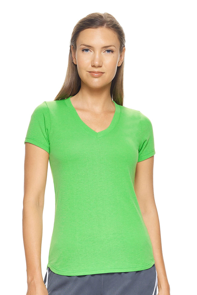 Women's Green TriTec™ Deep V-Neck Tee#true-kelly