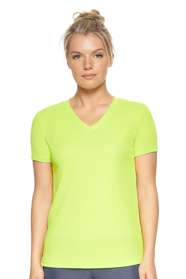 Expert Brand Women's Oxymesh™ V-Neck Tec Tee in Key Lime#key-lime
