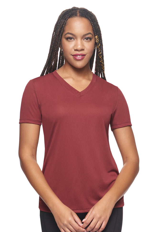 Expert Brand Wholesale Made in USA sportswear activewear Women's Oxymesh V-Neck Tec T-Shirt in Cardinal Red#cardinal