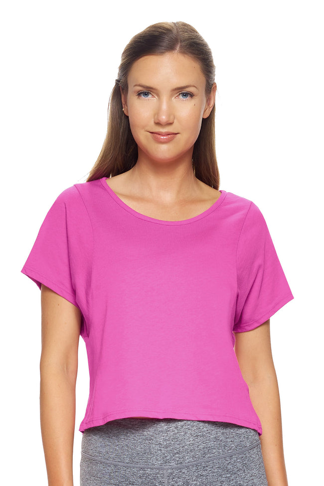 MC274🇺🇸🍃 MoCA™ Cropped Tee - Expert Brand#berry